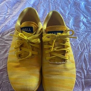 Nobull project sneakers, size 8 , yellow color .